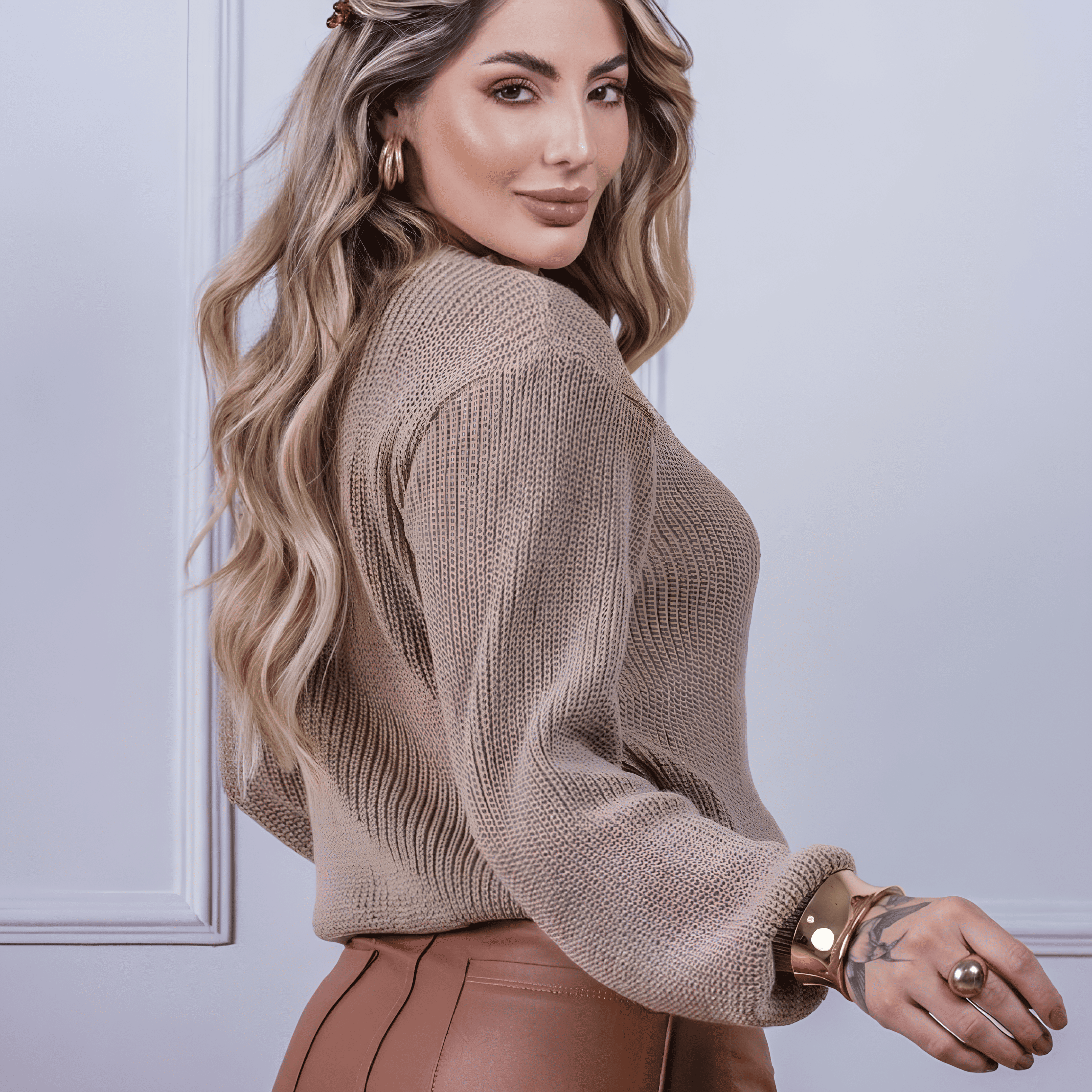 Suéter Feminino de Tricot Lisa Caqui