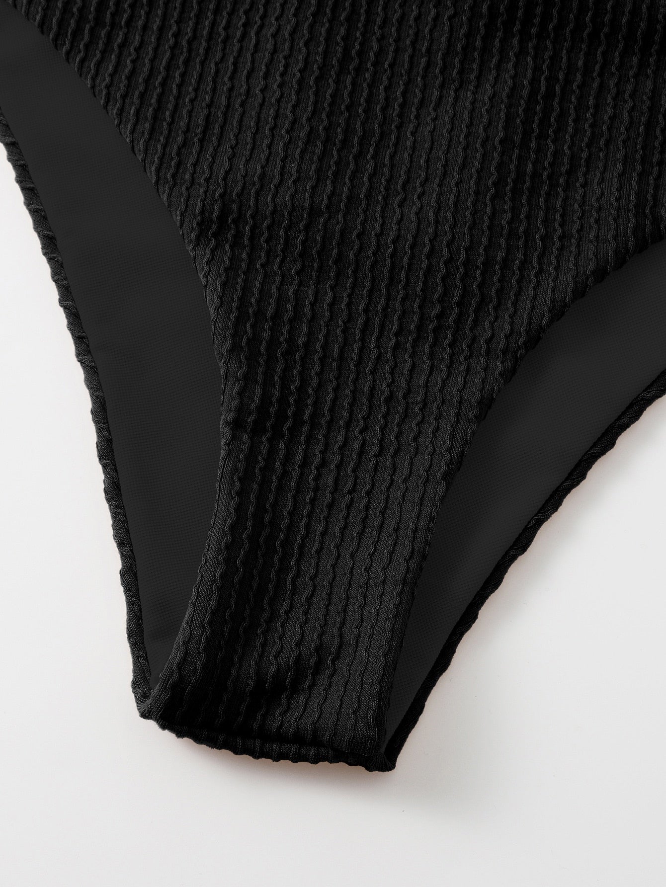 Biquíni Texturizado Com Amarração Cruzada