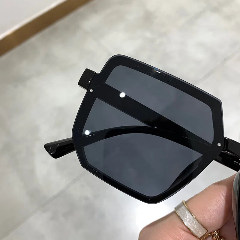 Óculos de Sol Quadrado – Armação Grande Estilo Retrô com Lentes Espelhadas