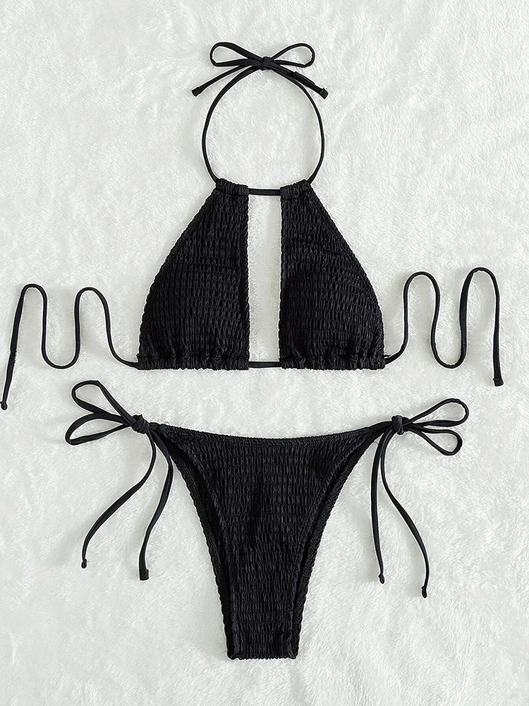 Biquíni Feminino Halter com Amarração Lateral e Recortes