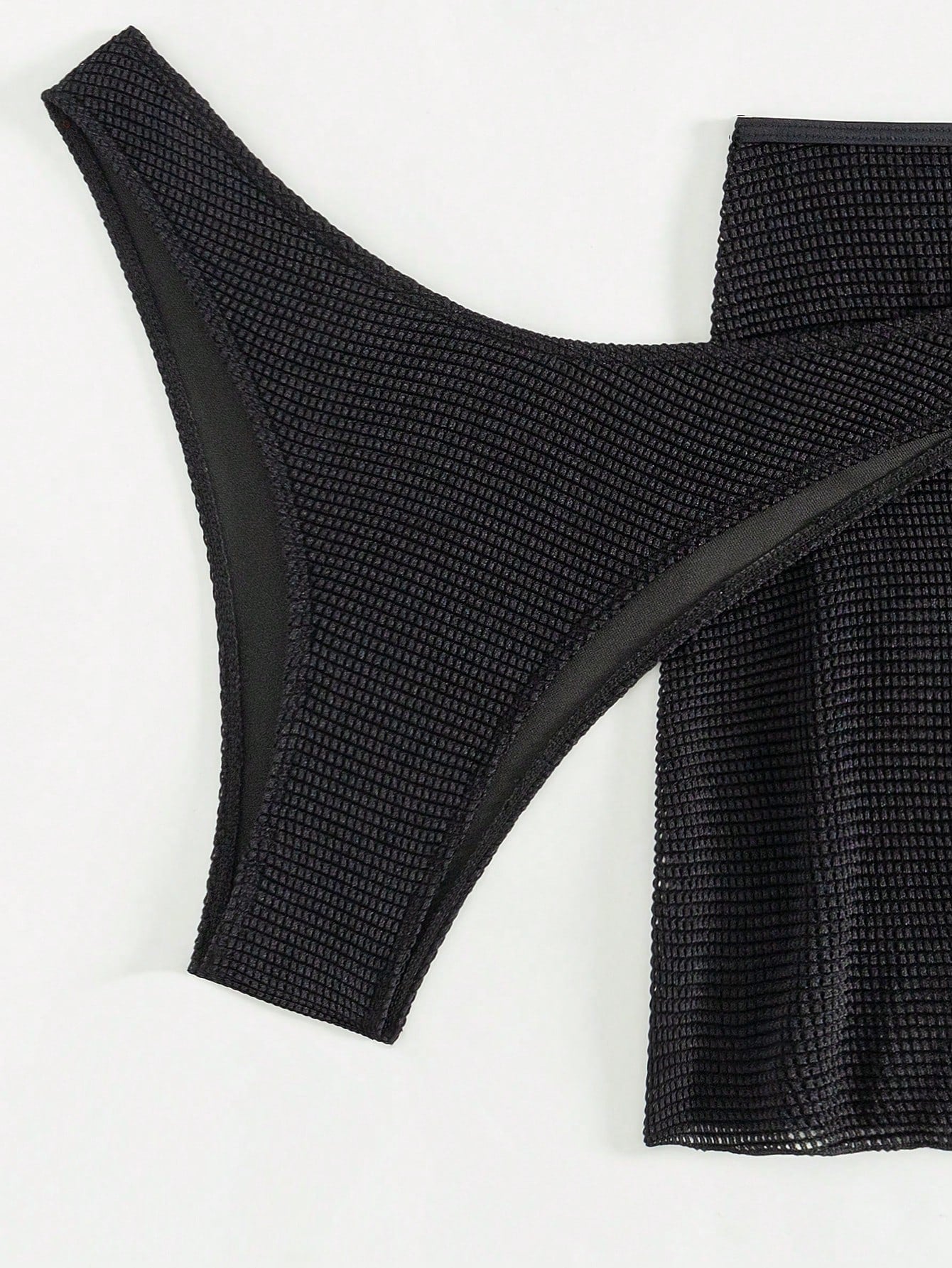 Biquíni Tomara Que Caia Com Flor 3D E Saia