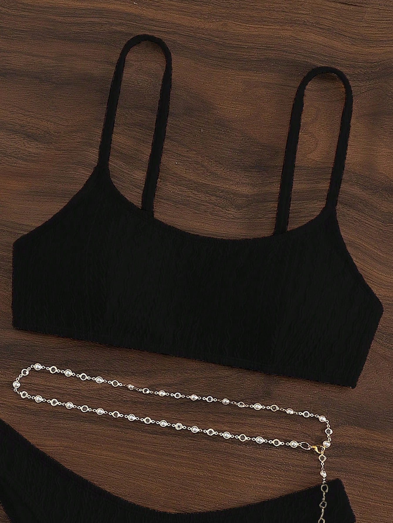 Biquíni Com Cinto De Corrente Dourada