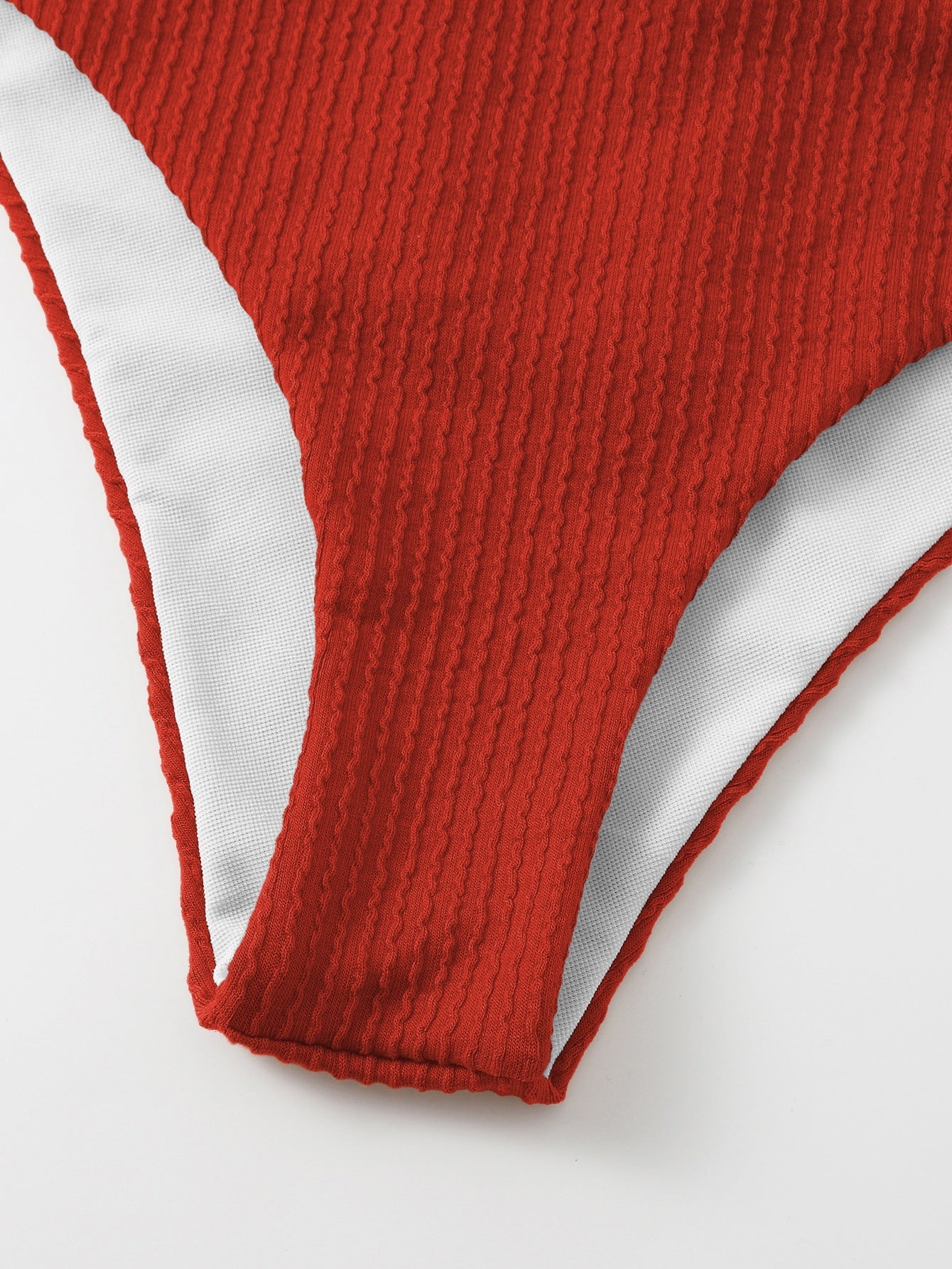 Biquíni Texturizado Com Amarração Cruzada