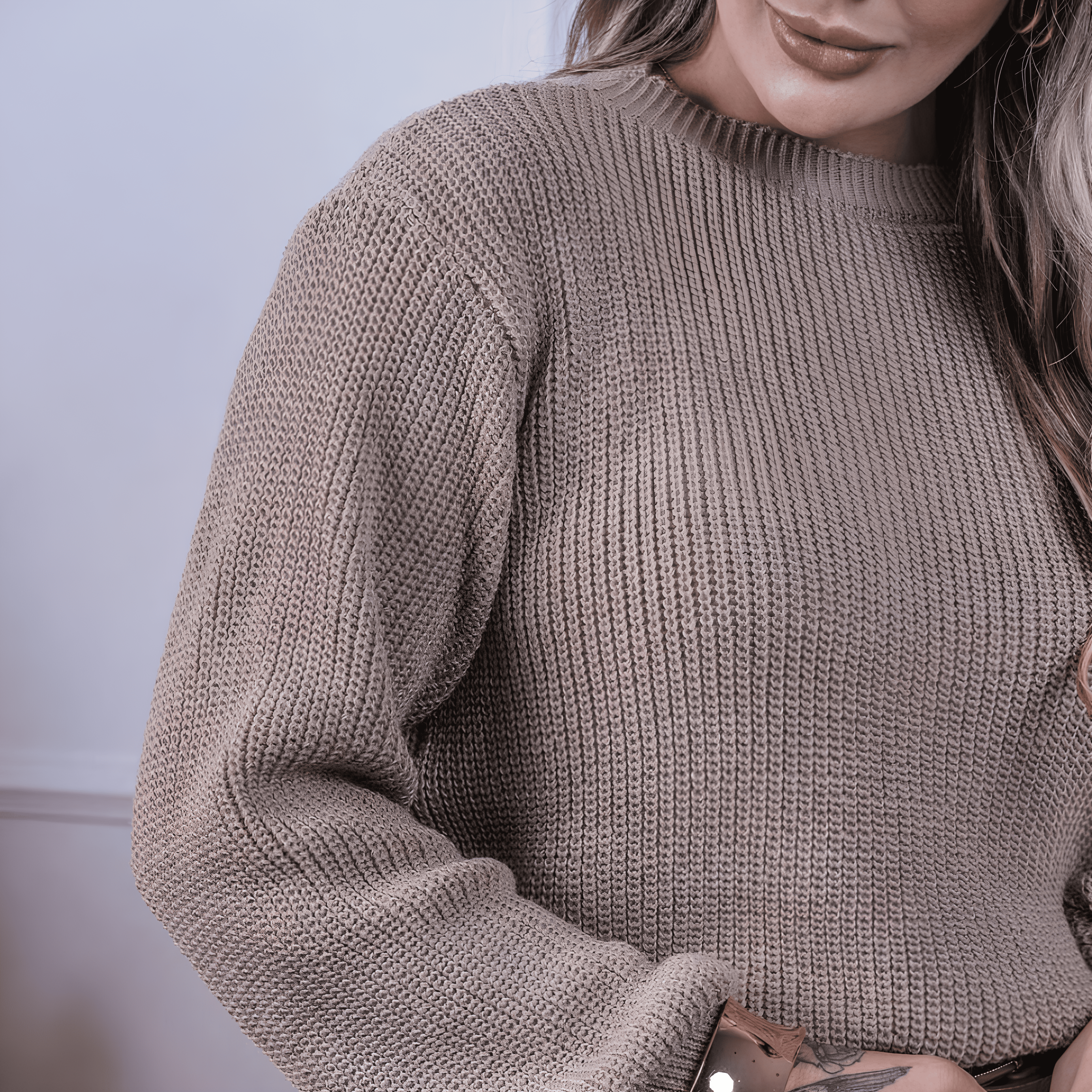 Suéter Feminino de Tricot Lisa Caqui