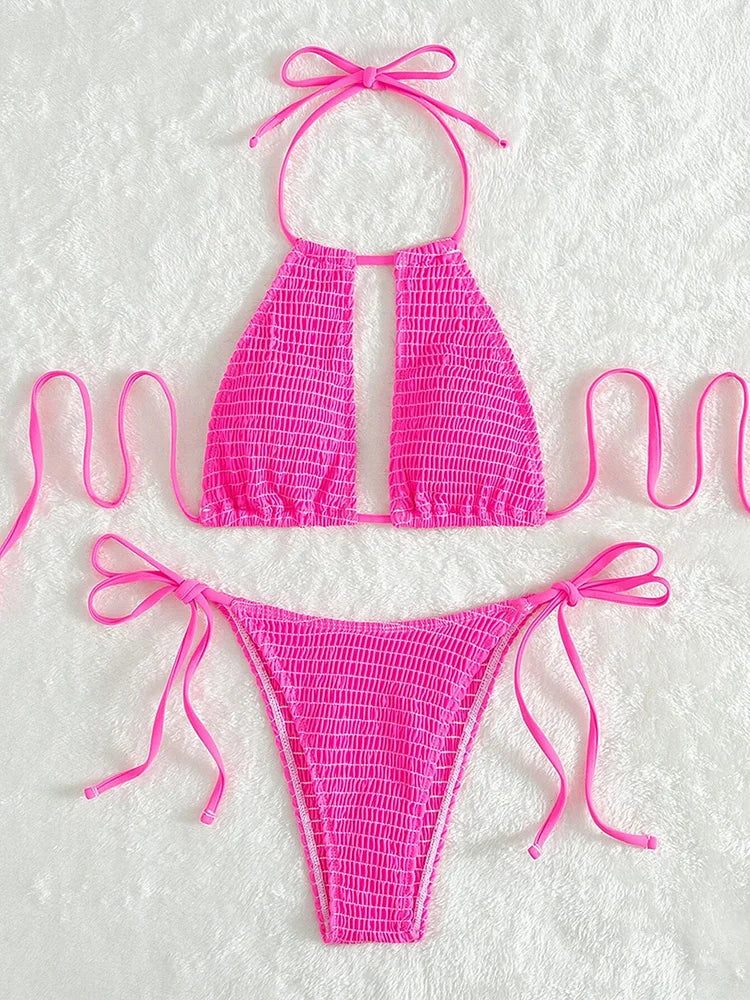 Biquíni Feminino Halter com Amarração Lateral e Recortes