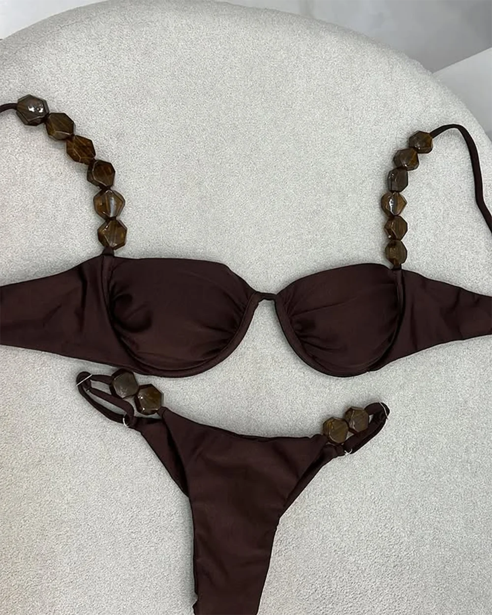 Biquíni Feminino com Estampa Dourada, Top com Aumento do Busto e Calcinha de Cintura Alta