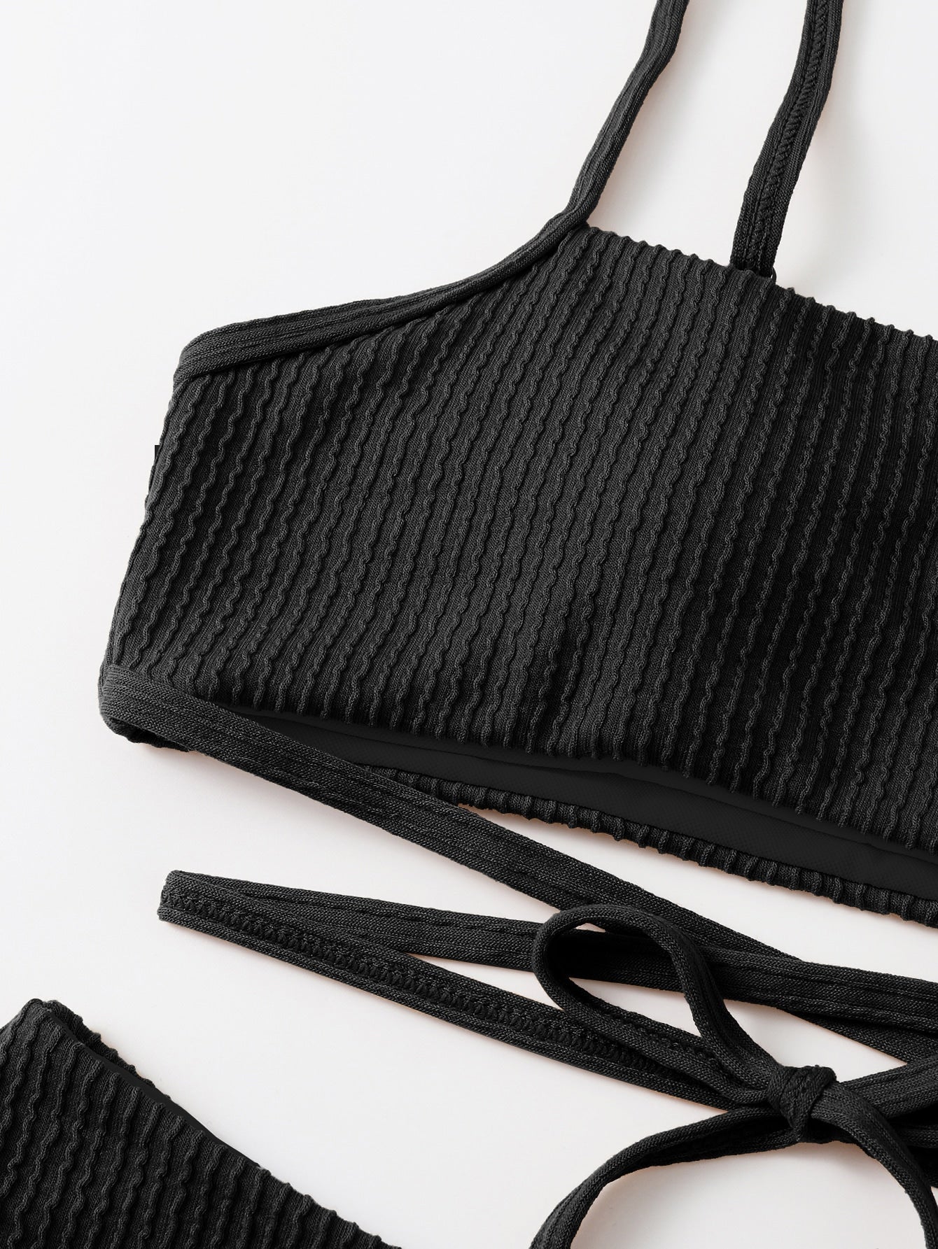 Biquíni Texturizado Com Amarração Cruzada